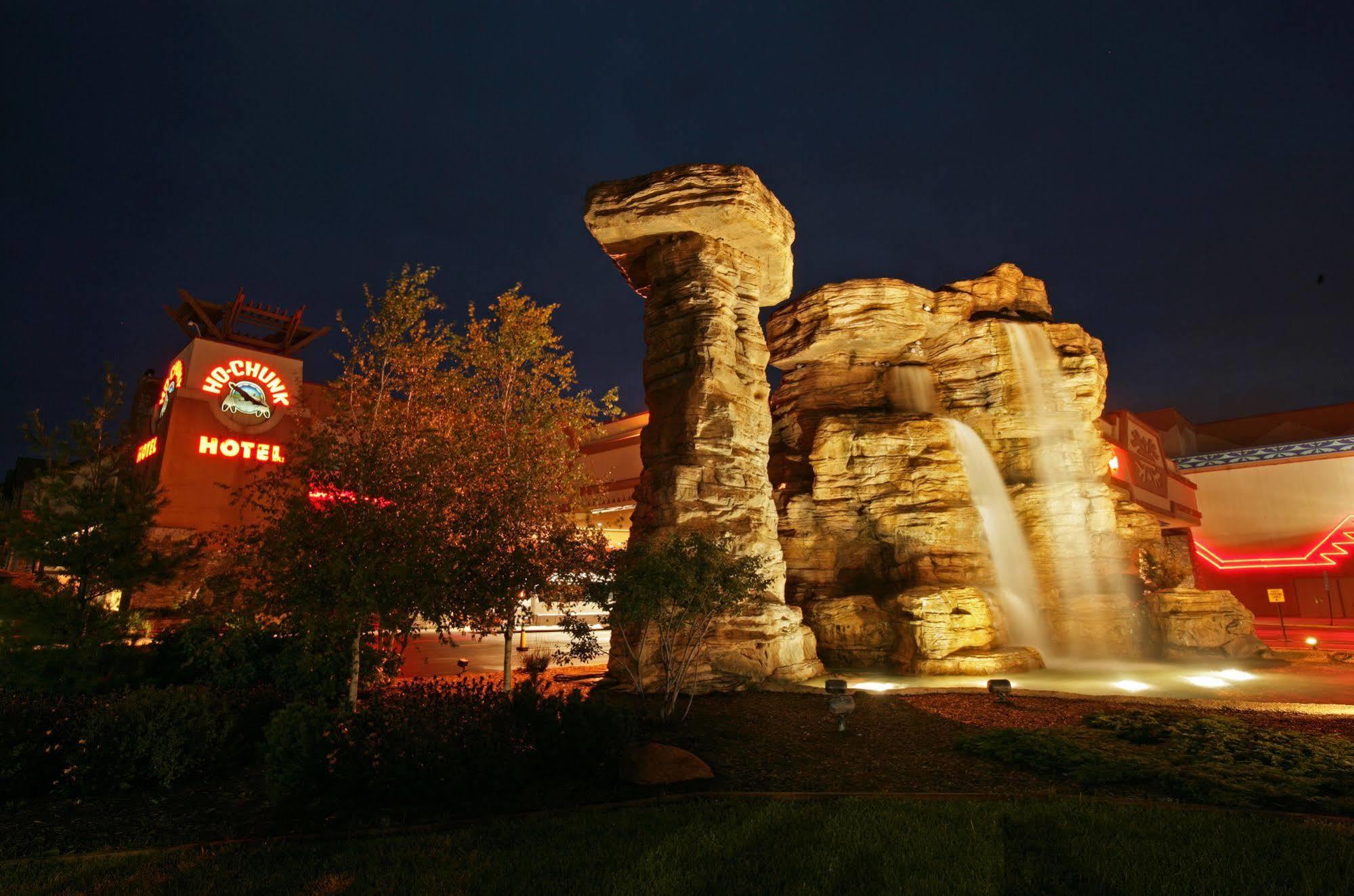 בראבו Ho-Chunk Casino Hotel - Wisconsin Dells מראה חיצוני תמונה