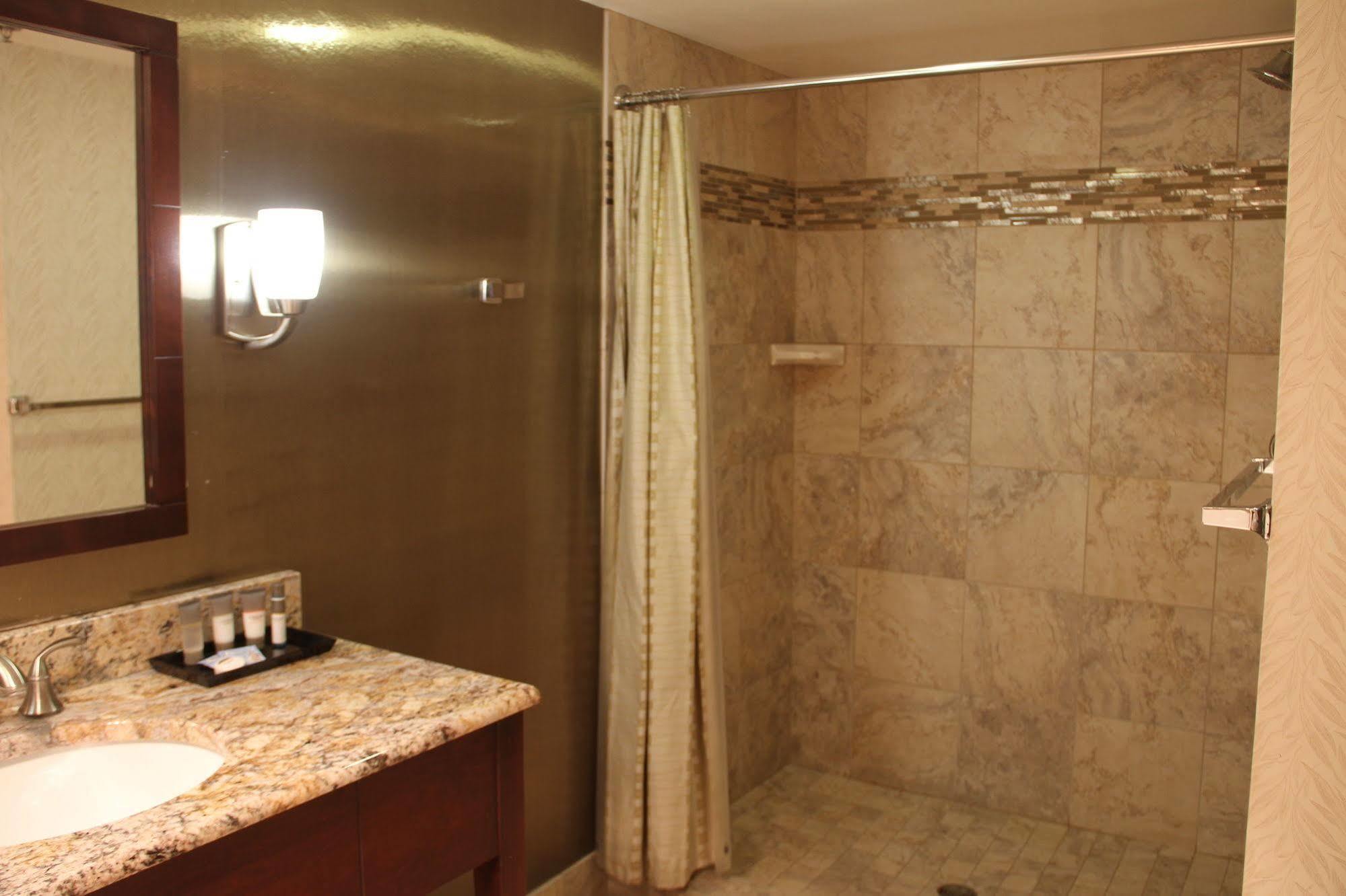 בראבו Ho-Chunk Casino Hotel - Wisconsin Dells מראה חיצוני תמונה